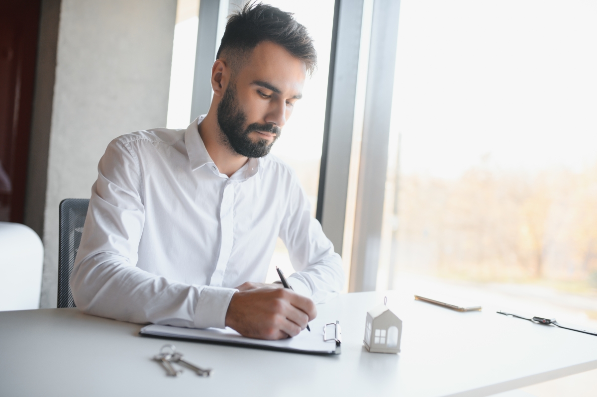 Rédiger un contrat de location adapté aux locations saisonnières